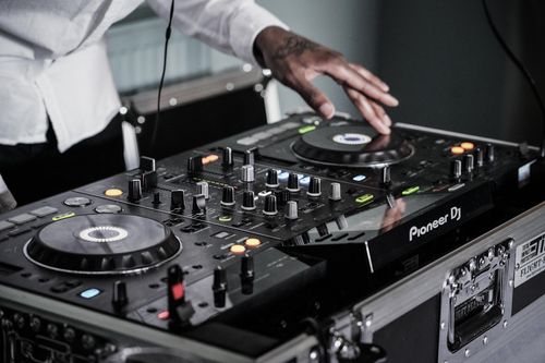 DJ adwork